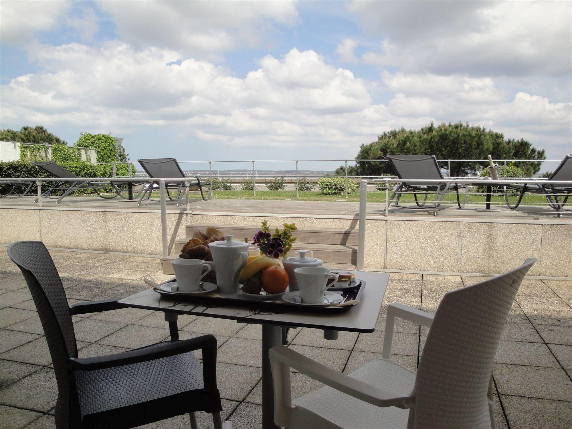 ארסשון Hotel Point France מראה חיצוני תמונה