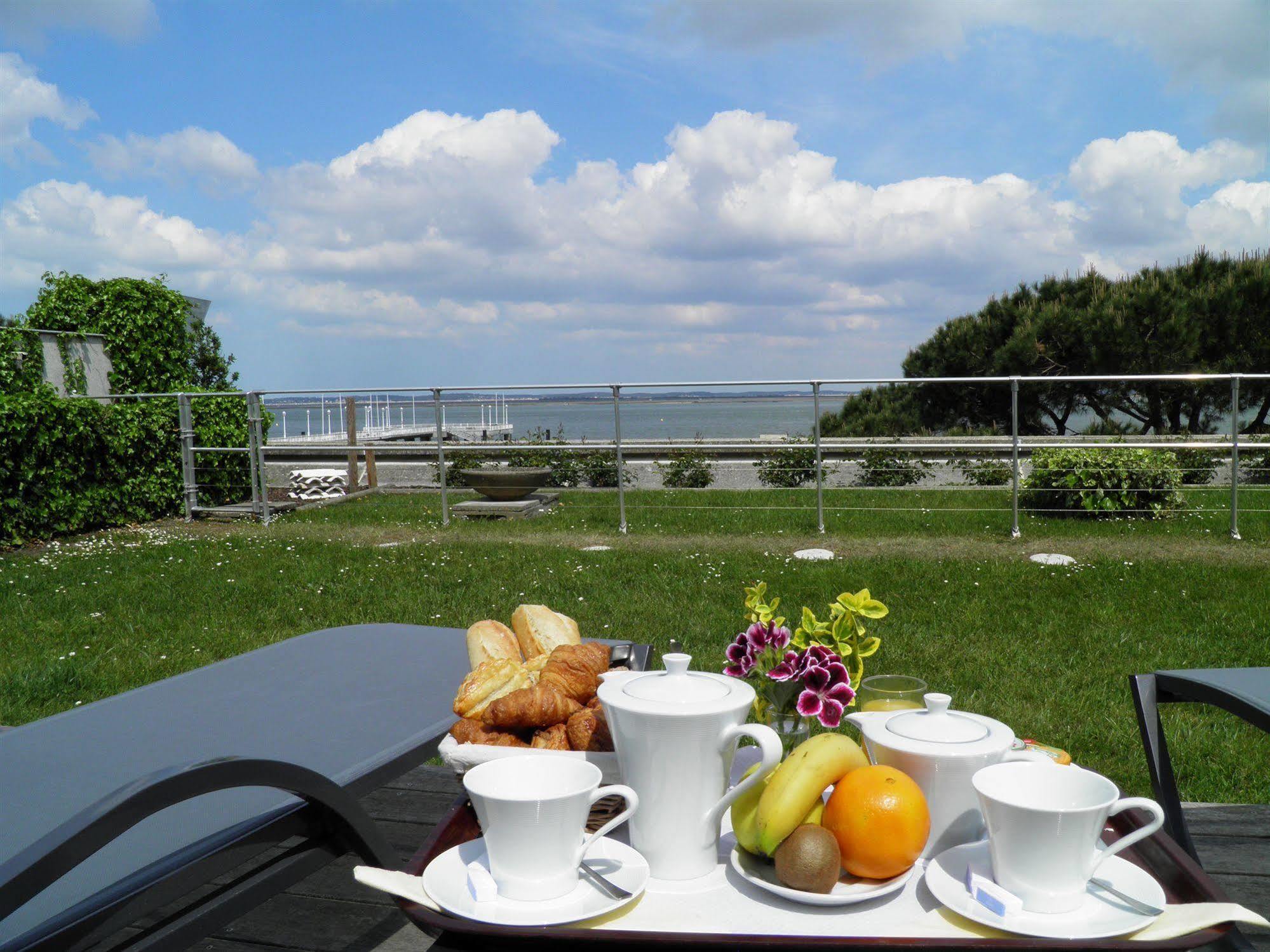 ארסשון Hotel Point France מראה חיצוני תמונה